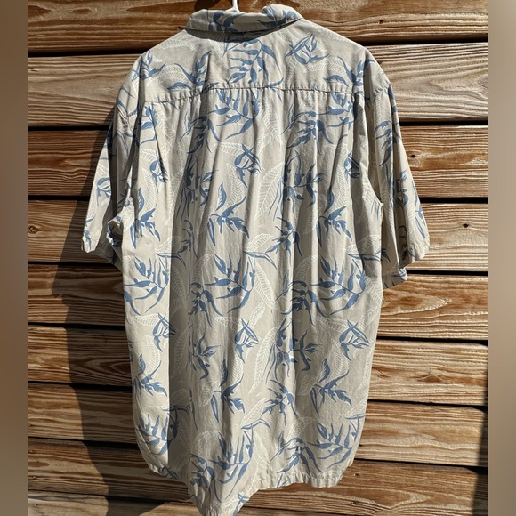 Columbia Hawaiian Floral Button Up Shirt - Picture 6 of 6